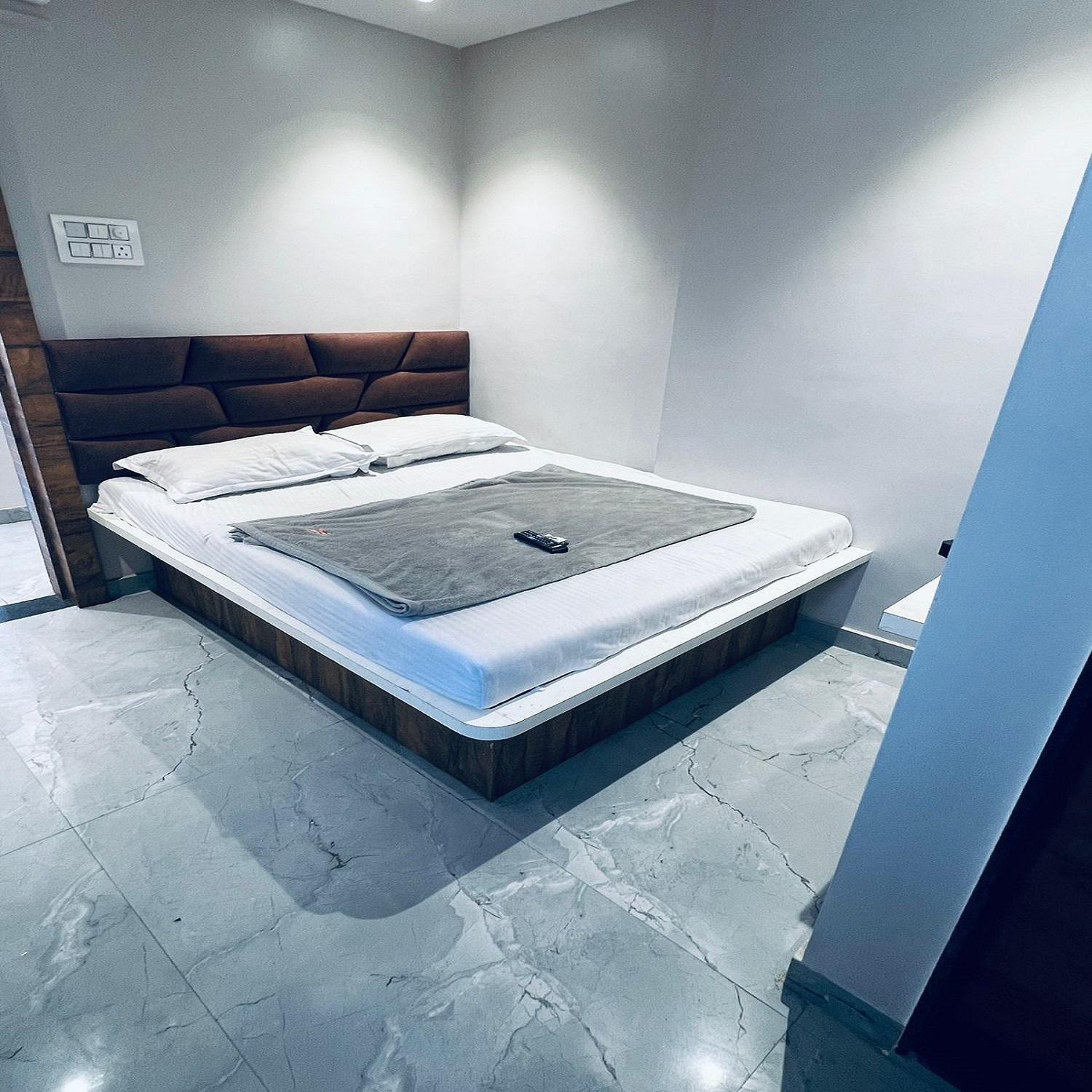 Hotel Pragati Inn Ahmednagar Eksteriør bilde